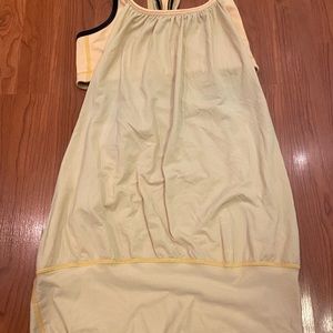 Lululemon no limits Size 4 yellow and blue tank top